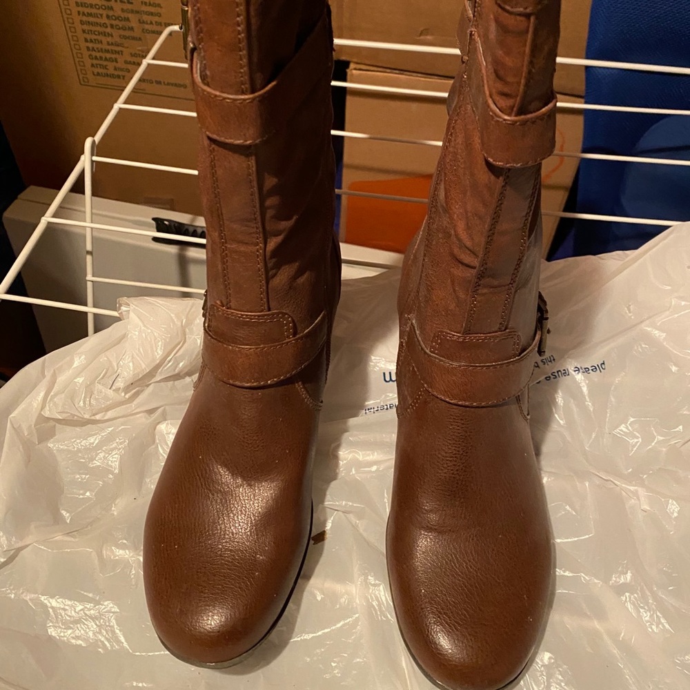 Brand new without box midi boots
